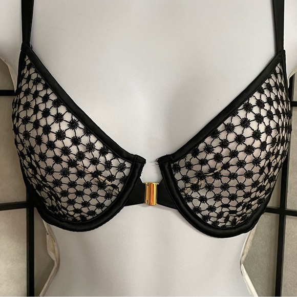 Victoria's Secret Other - Victoria’s Secret secret luxe starburst Demi bra size 36D